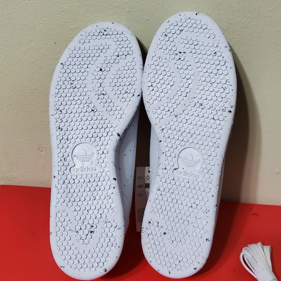 SOLD ADIDAS Stan Smith clean classics vegan - Picture 9 of 14